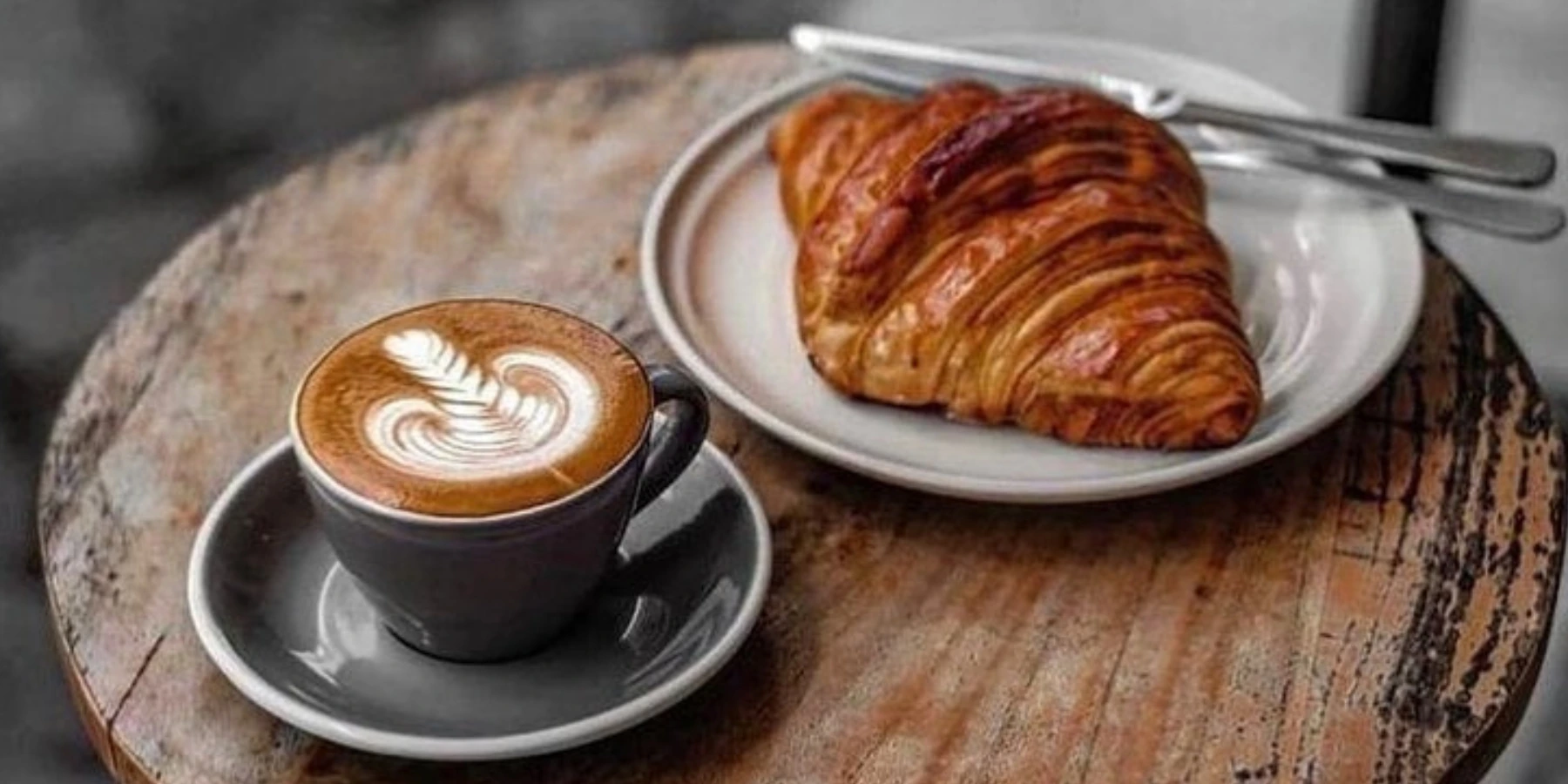 Coffee and breakfast at BLVD Changi